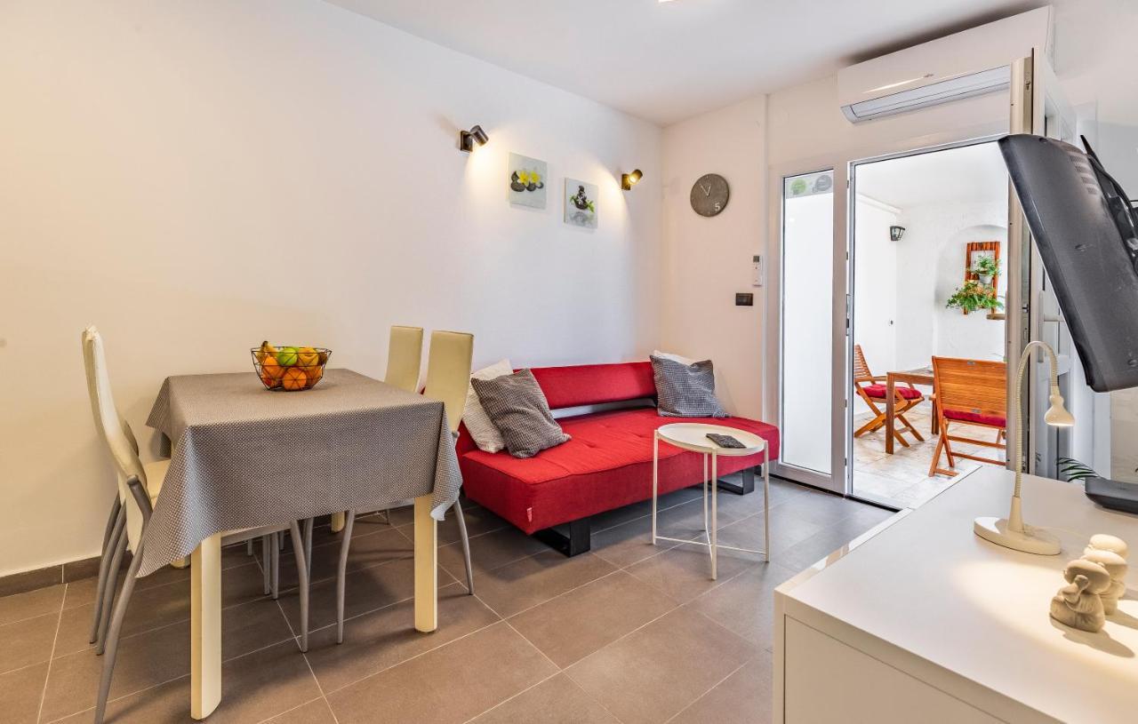 Apartment Mar Pjescana Uvala Exteriér fotografie