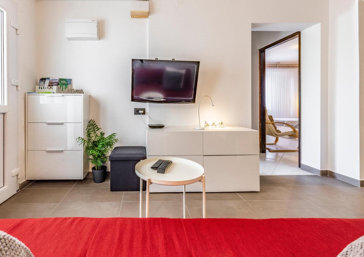 Apartment Mar Pjescana Uvala Exteriér fotografie